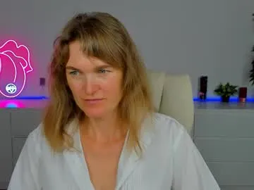 MaddyScarlett – webcam model profile photo Image 3