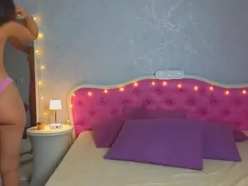 ariana_petite Image 4