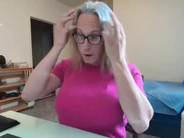 sweet_reverie – webcam model profile photo Image 12