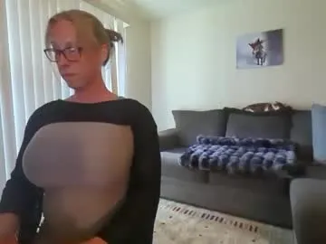 sweet_reverie – webcam model profile photo Image 5