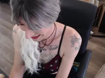 pinkypuppa – webcam model profile photo Image 7