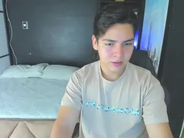 horny_guys_69 – webcam model profile photo Image 14