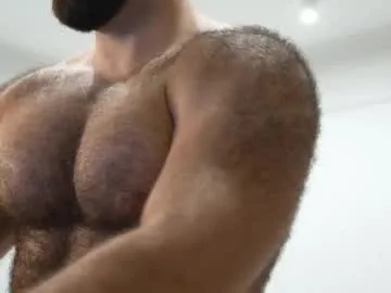 bro_friends – webcam model profile photo Image 11