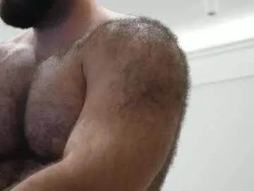 bro_friends – webcam model profile photo Image 13