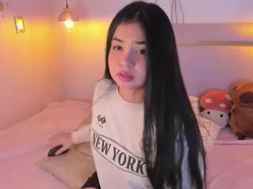 Sandra – webcam model profile photo Image 3