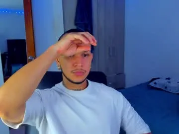 curlytwinkboy – webcam model profile photo Image 2