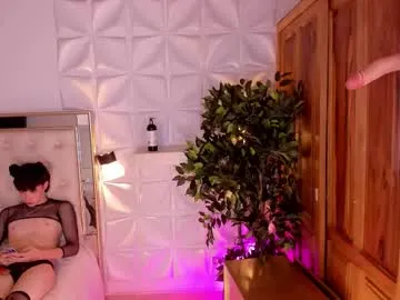 bright_diamonds_054 – webcam model profile photo Image 13