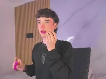 bright_diamonds_054 – webcam model profile photo Image 8