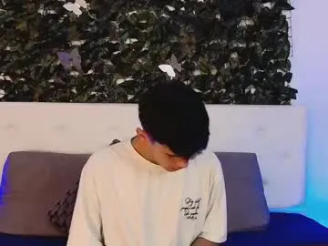 pinkadele – webcam model profile photo Image 8