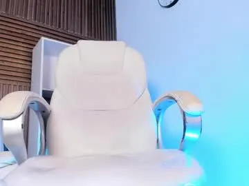 your_dolls – webcam model profile photo Image 14