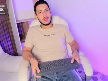 your_dolls – webcam model profile photo Image 2