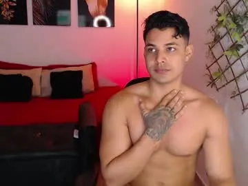 petites_perles – webcam model profile photo Image 14