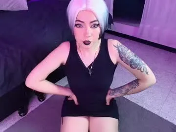 pinkypuppa – webcam model profile photo Image 10