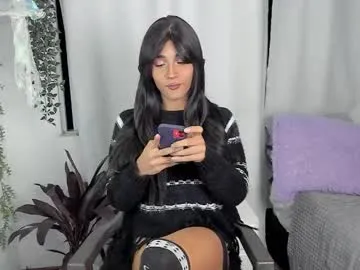 bellecollins – webcam model profile photo Image 19