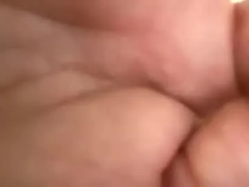 loving_ladies – webcam model profile photo Image 10