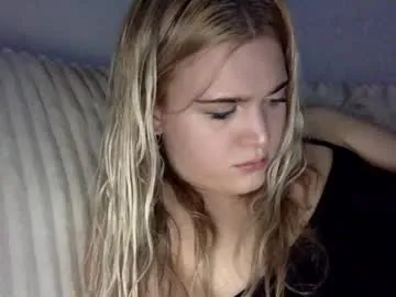 splendid_dolls – webcam model profile photo Image 15