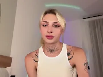 pacho_stormie – webcam model profile photo Image 14