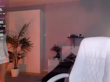 Primerosa – webcam model profile photo Image 12