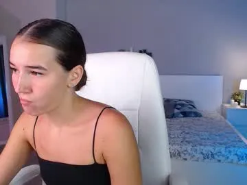 Primerosa – webcam model profile photo Image 2