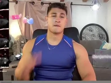 petites_perles – webcam model profile photo Image 12