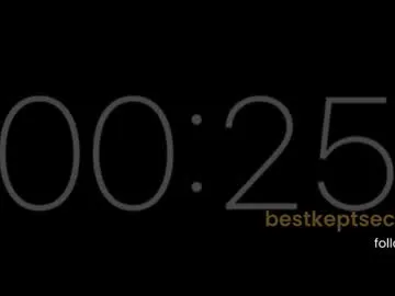 playussoftly – webcam model profile photo Image 2