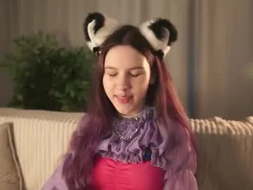 JosiePelthon – webcam model profile photo Image 8