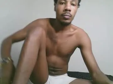 benjamin613999 – webcam model profile photo Image 6