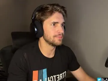 wet_dreamm22 – webcam model profile photo Image 19