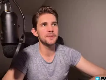 wet_dreamm22 – webcam model profile photo Image 7