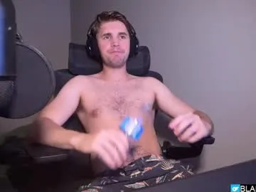 wet_dreamm22 – webcam model profile photo Image 8