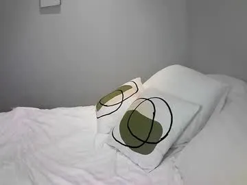 ellediane – webcam model profile photo Image 10