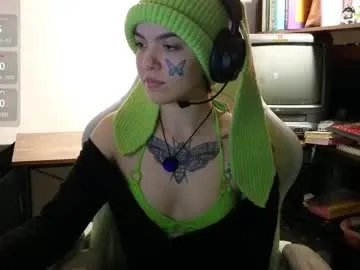 bluedweeb Image 10
