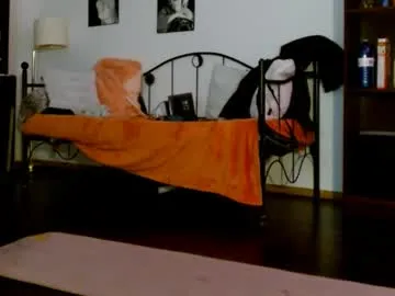 TeffyLaRose – webcam model profile photo Image 8