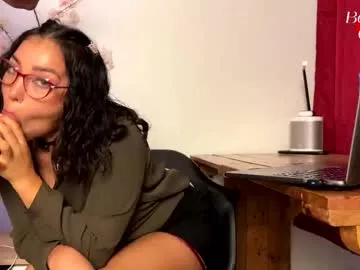 fitbbyy – webcam model profile photo Image 2