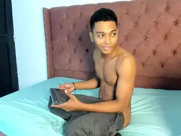 your_dolls – webcam model profile photo Image 15