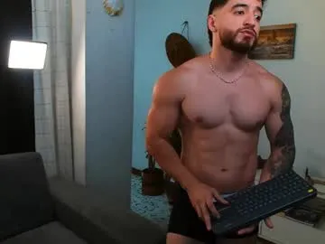 bryam_hot – webcam model profile photo Image 6