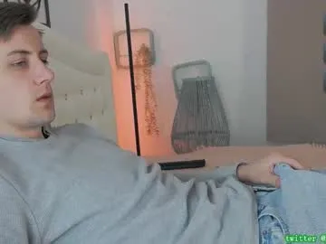 pinkadele – webcam model profile photo Image 4