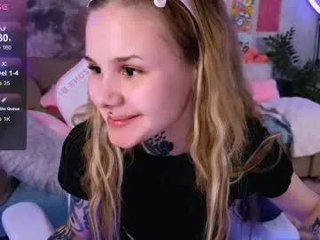britney_lynch Image 17