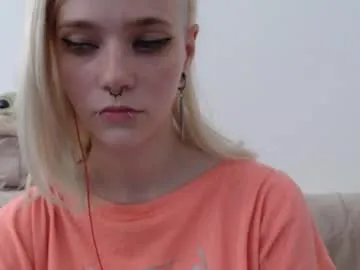 loving_ladies – webcam model profile photo Image 3