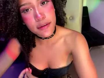 wet_dreamm22 – webcam model profile photo Image 9