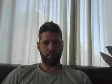 bubblebee1982 – webcam model profile photo