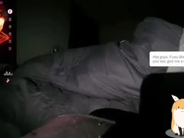 ululante – webcam model profile photo Image 2