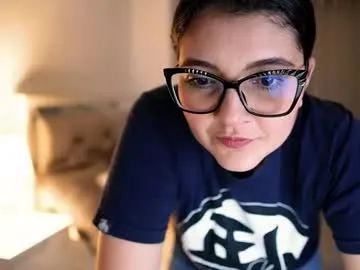 NoraTello – webcam model profile photo Image 19