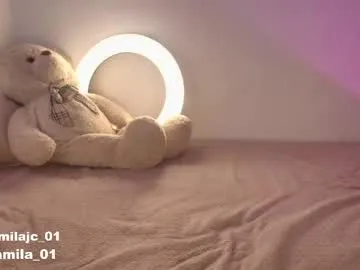 adelineefoxxx – webcam model profile photo Image 16