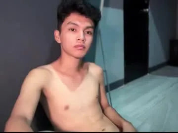 pinkadele – webcam model profile photo Image 3