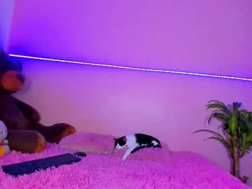 asianqt19 – webcam model profile photo Image 15