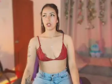 ErzabelLew – webcam model profile photo Image 18