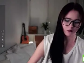 OliviaSparcks – webcam model profile photo Image 7