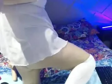 sexy_hot_friends_ – webcam model profile photo Image 15
