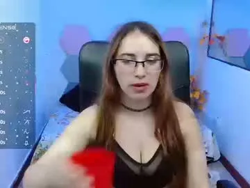 NikolJhones – webcam model profile photo Image 16